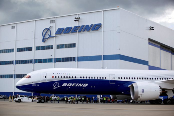 Aéronautique-Boeing-en-quête-de-19-milliards-de-dollars-pour-renflouer-ses-caisses