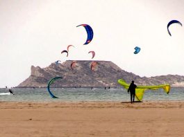 Dakhla-capitale-mondiale-des-sports-nautiques