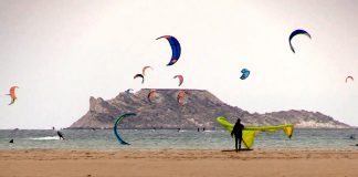 Dakhla-capitale-mondiale-des-sports-nautiques