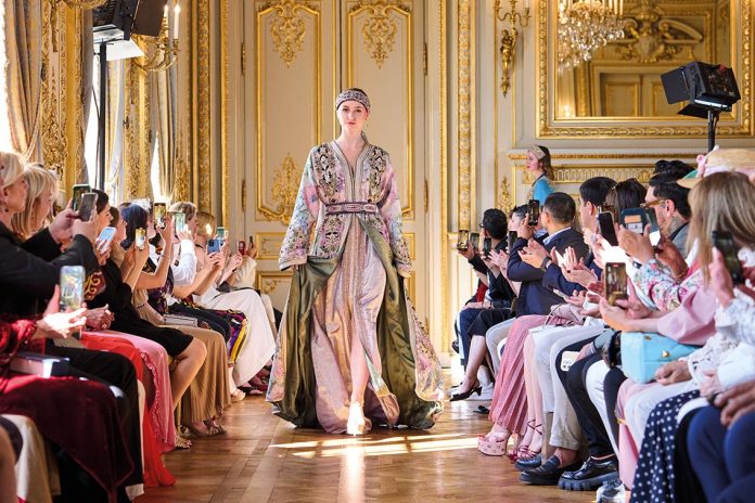 Tokyo: Le caftan marocain fait sensation à l'Oriental Fashion Show