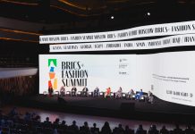 Le Caftan marocain séduit au BRICS+ Fashion Summit de Moscou