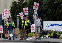 Les grévistes de Boeing disent non à la proposition de la direction