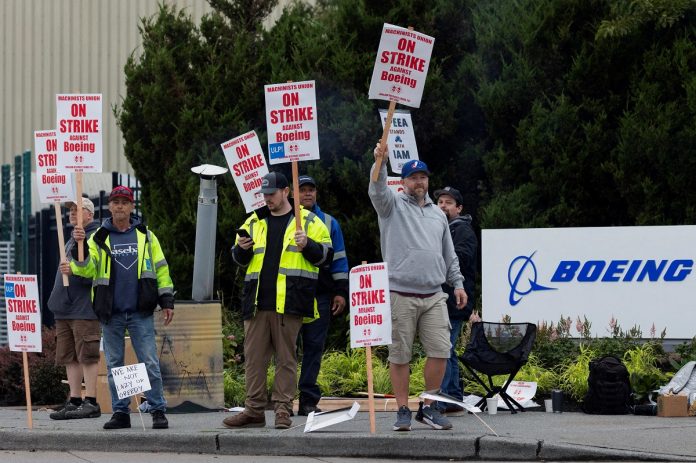 Les grévistes de Boeing disent non à la proposition de la direction