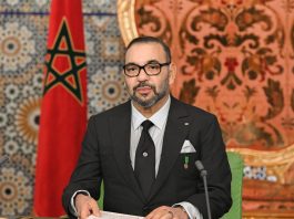 SM le Roi a subi avec succès une opération chirurgicale à son épaule gauche à la clinique du Palais Royal à Rabat