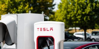 Tesla va déployer ses Superchargeurs V4 en Chine